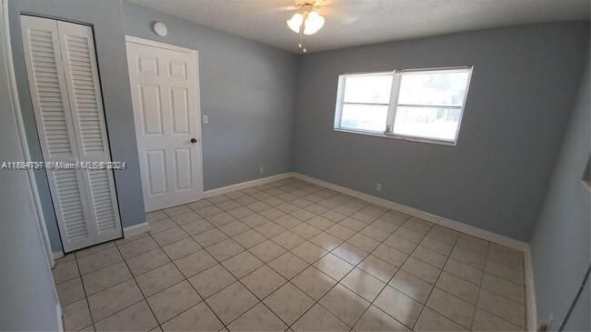 For Rent: $1,675 (1 beds, 1 baths, 700 Square Feet)