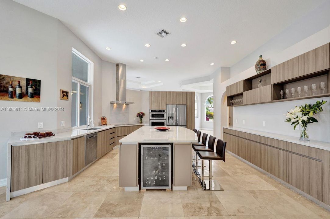 Stunning remodeled kitchen- a chef's dream!