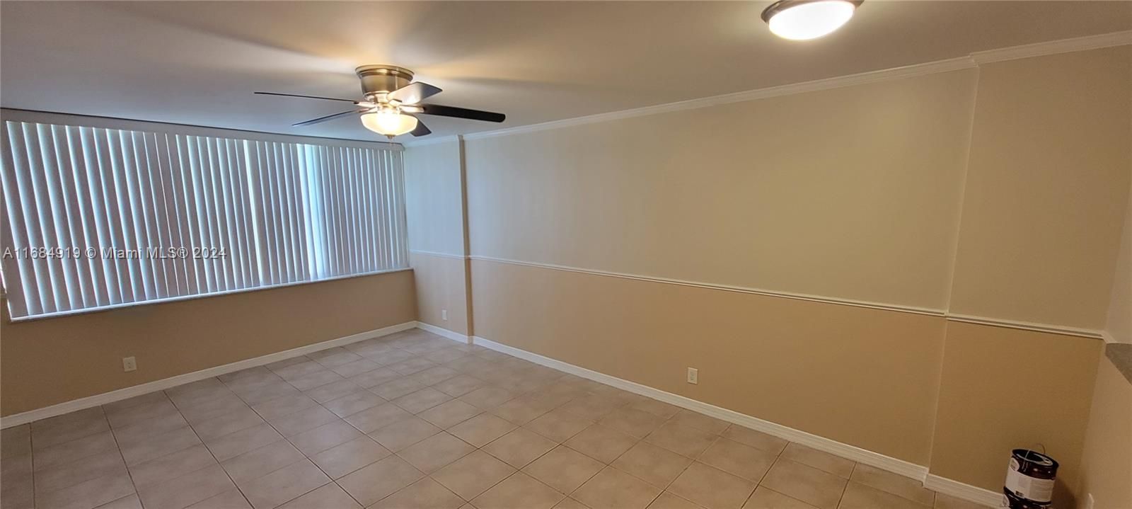 Active With Contract: $1,725 (1 beds, 1 baths, 780 Square Feet)