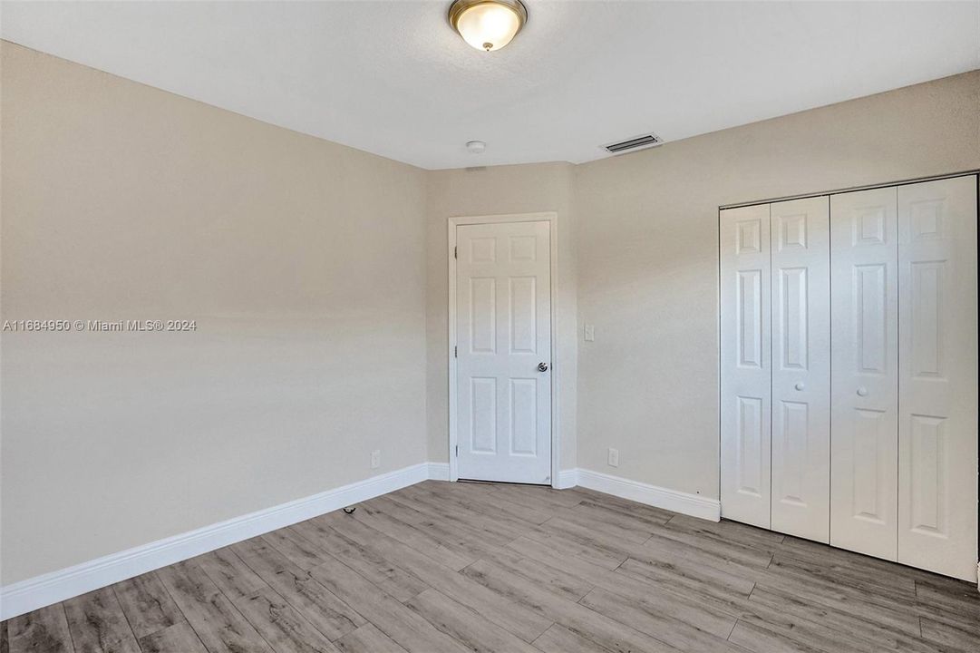 For Rent: $2,300 (3 beds, 2 baths, 3630 Square Feet)