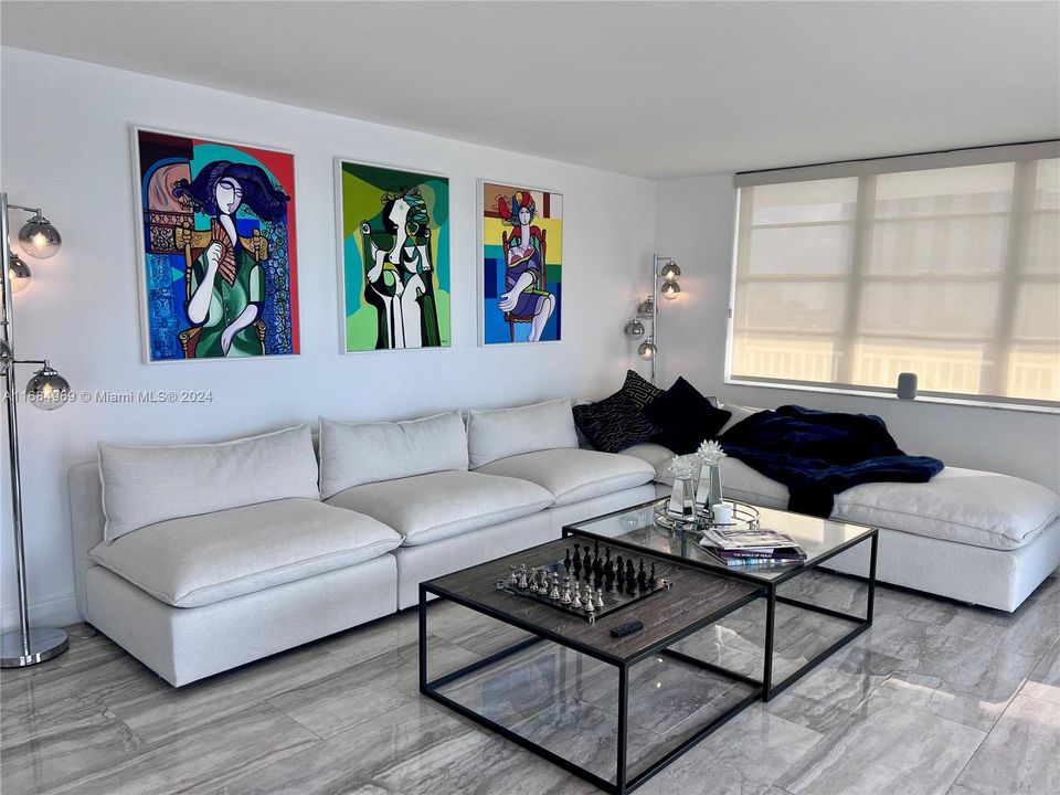 Active With Contract: $3,300 (2 beds, 2 baths, 1693 Square Feet)