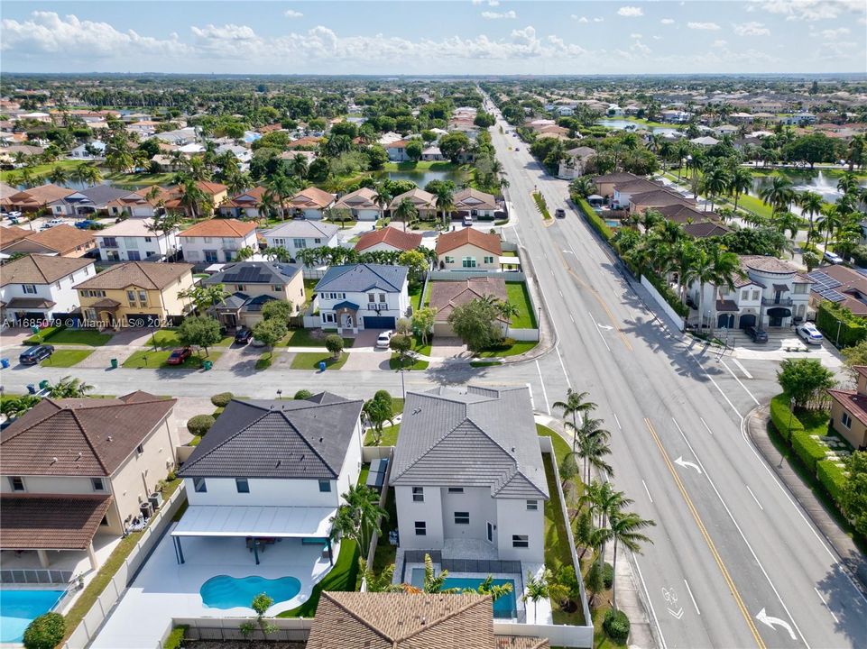 For Sale: $1,080,000 (5 beds, 3 baths, 3221 Square Feet)