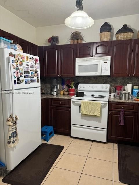 For Rent: $2,850 (3 beds, 2 baths, 1450 Square Feet)