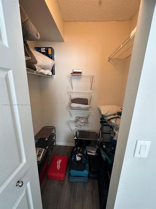 2nd Bedroom Closet