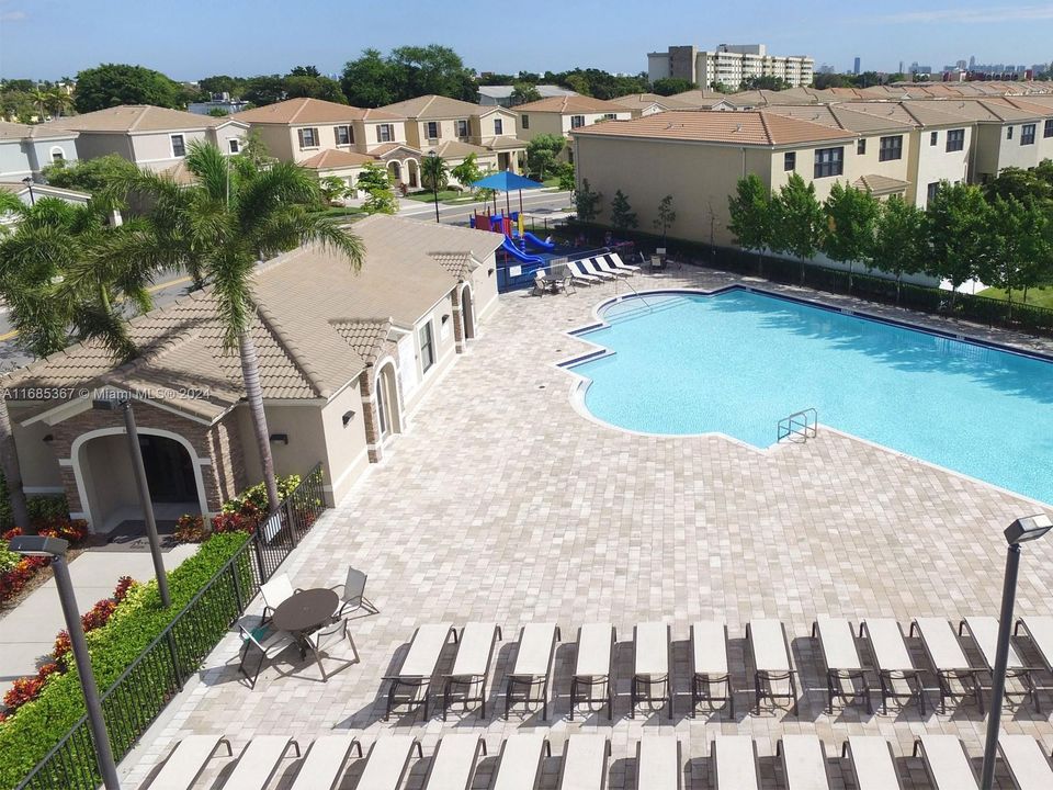 Aventura Isles community pool, heated.