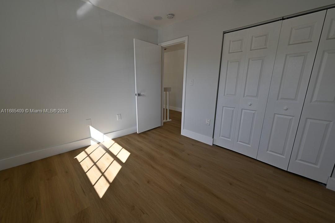 For Rent: $3,900 (3 beds, 2 baths, 1870 Square Feet)