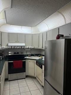 For Rent: $2,400 (2 beds, 2 baths, 1111 Square Feet)