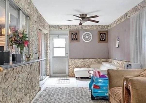 For Sale: $429,900 (2 beds, 2 baths, 1537 Square Feet)