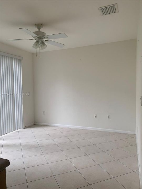 For Rent: $3,000 (3 beds, 2 baths, 1669 Square Feet)