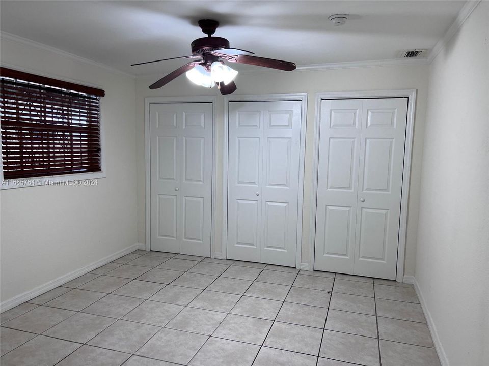 For Rent: $3,500 (4 beds, 2 baths, 1656 Square Feet)