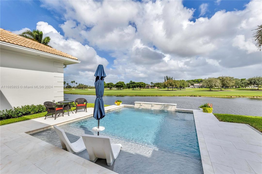 For Sale: $2,500,000 (4 beds, 4 baths, 5134 Square Feet)