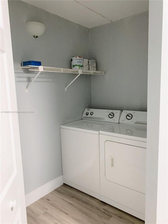 For Rent: $2,500 (2 beds, 2 baths, 1004 Square Feet)