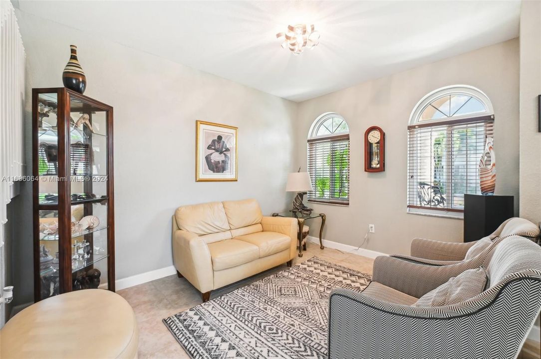 For Sale: $424,900 (3 beds, 2 baths, 1850 Square Feet)