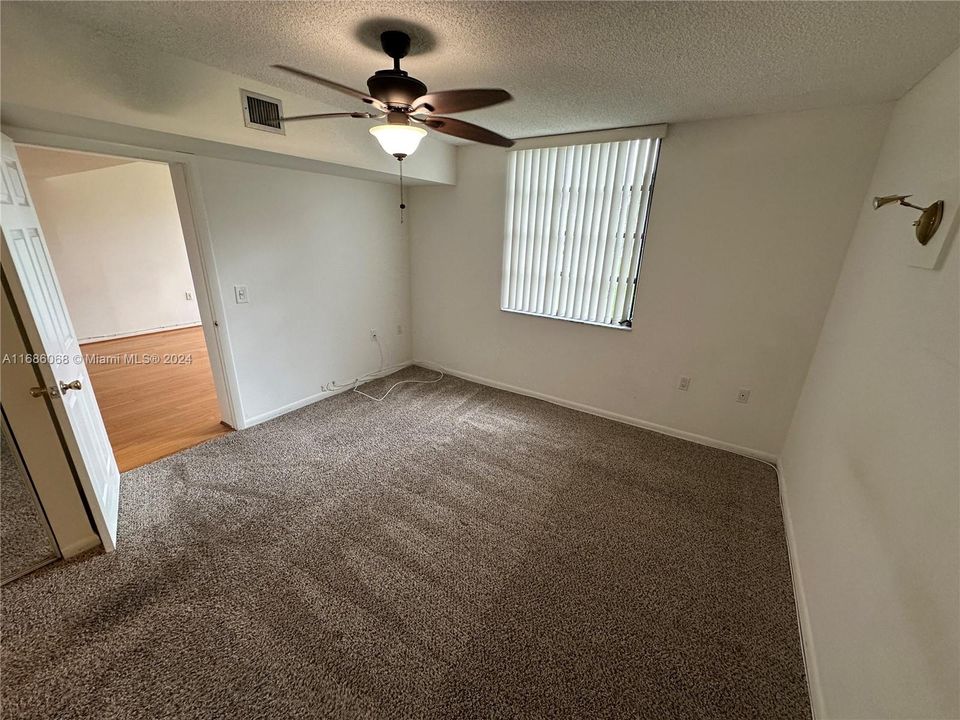 For Sale: $259,000 (2 beds, 2 baths, 1442 Square Feet)