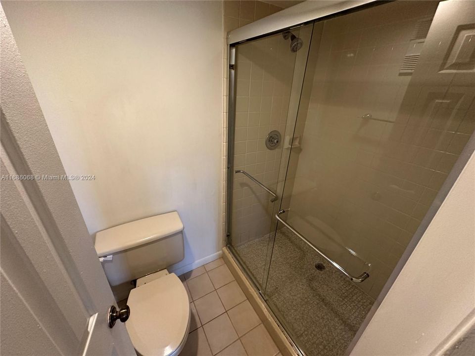 For Sale: $259,000 (2 beds, 2 baths, 1442 Square Feet)