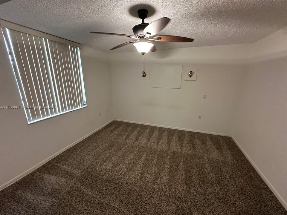 For Sale: $259,000 (2 beds, 2 baths, 1442 Square Feet)