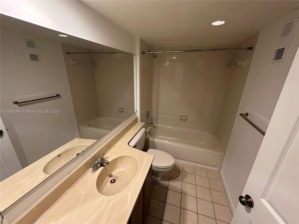 For Sale: $259,000 (2 beds, 2 baths, 1442 Square Feet)