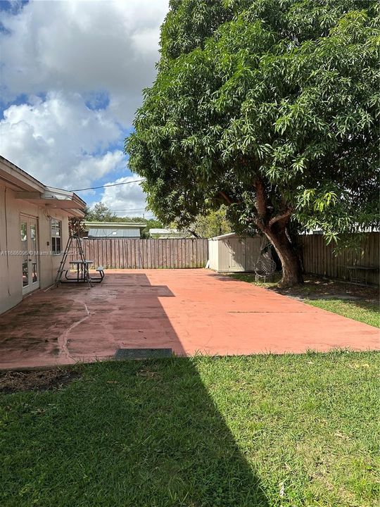 For Rent: $3,500 (3 beds, 2 baths, 1436 Square Feet)