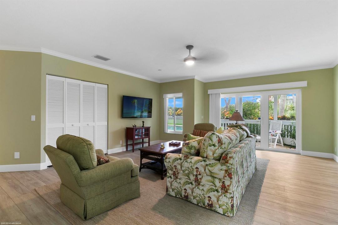 162 North Beach Rd 044