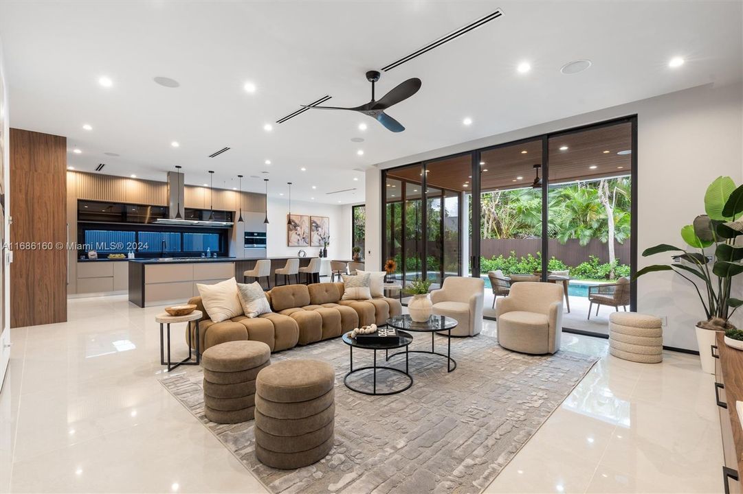 Active With Contract: $2,950,000 (4 beds, 4 baths, 1336 Square Feet)