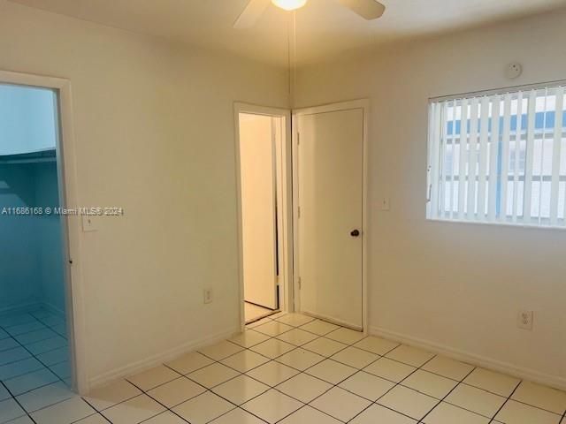 For Rent: $1,625 (1 beds, 1 baths, 740 Square Feet)