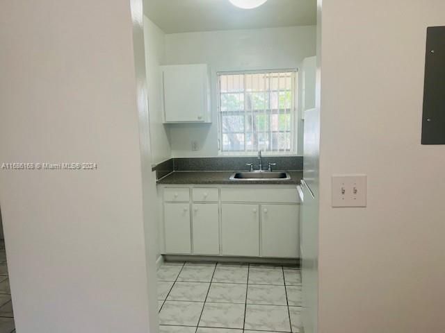 For Rent: $1,625 (1 beds, 1 baths, 740 Square Feet)