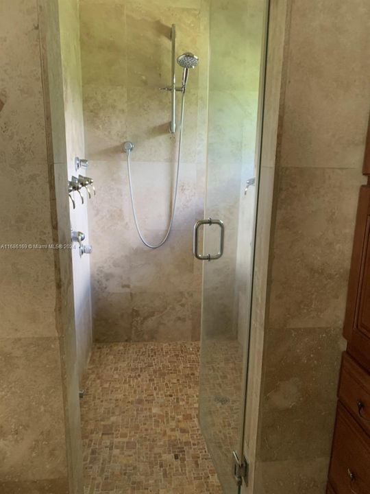 Shower room with Steam Bath