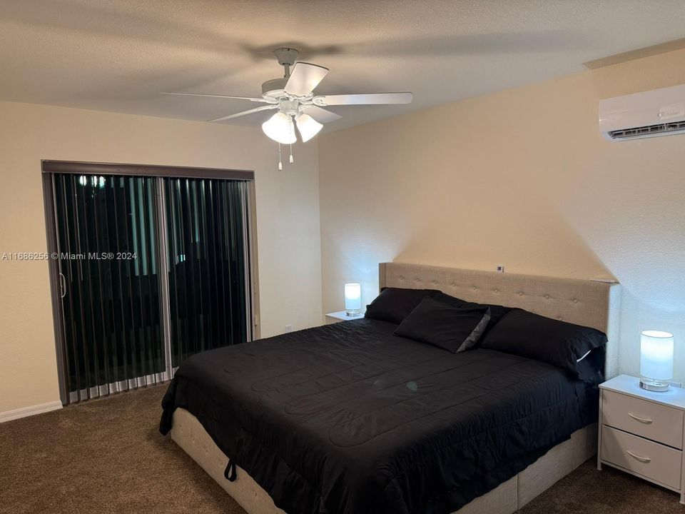 Recently Rented: $1,300 (1 beds, 1 baths, 0 Square Feet)