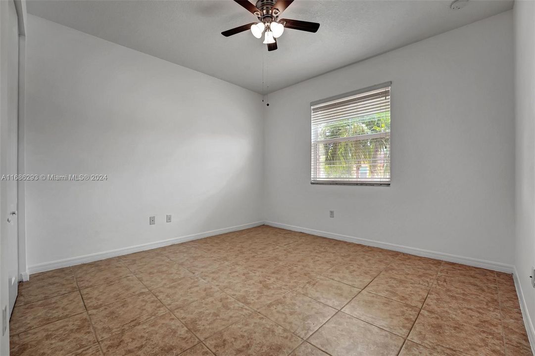 For Rent: $3,350 (3 beds, 2 baths, 1841 Square Feet)