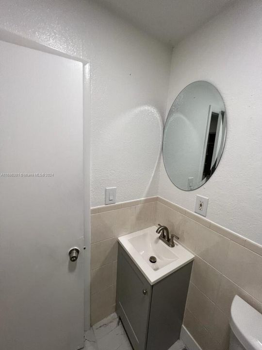 For Rent: $2,000 (1 beds, 1 baths, 0 Square Feet)