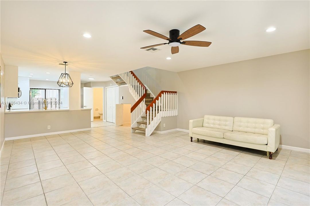 Living Dining area