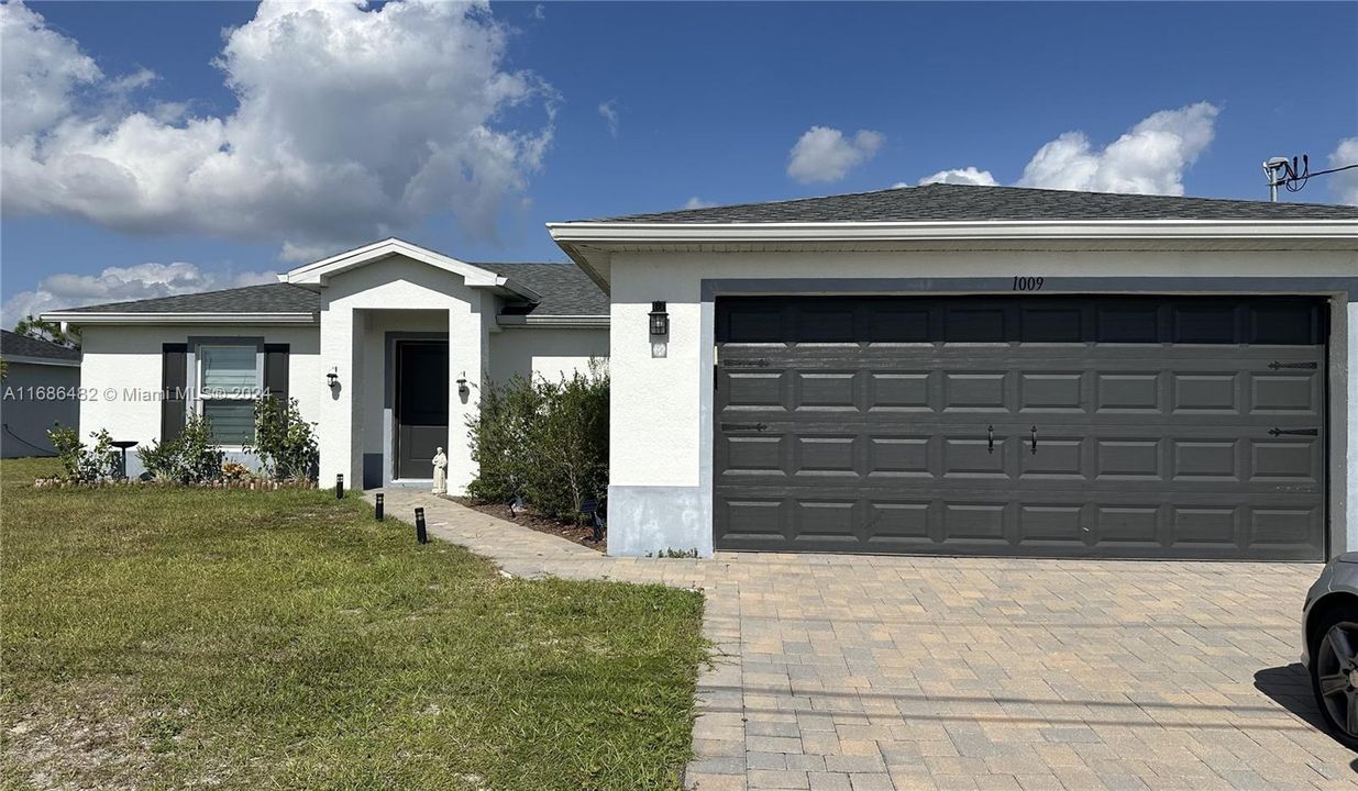 For Sale: $399,990 (3 beds, 2 baths, 0 Square Feet)