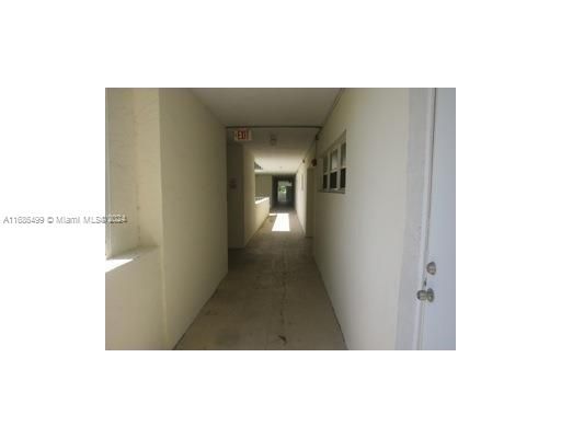 For Rent: $2,500 (3 beds, 2 baths, 1200 Square Feet)