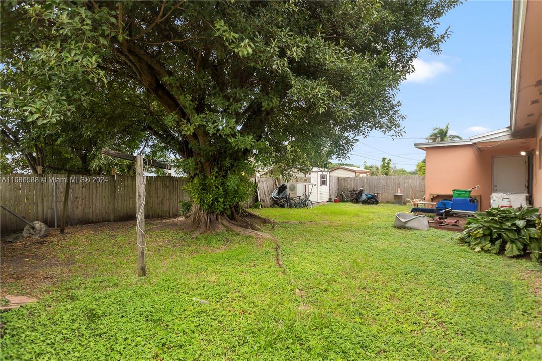 For Sale: $519,999 (3 beds, 2 baths, 1410 Square Feet)