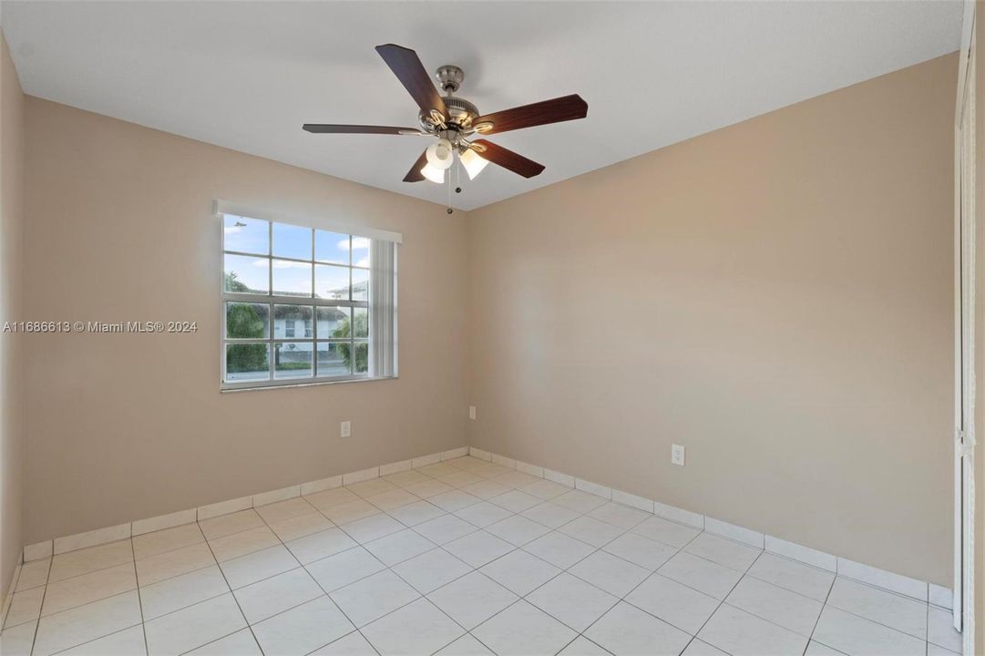 For Rent: $3,950 (3 beds, 2 baths, 1509 Square Feet)