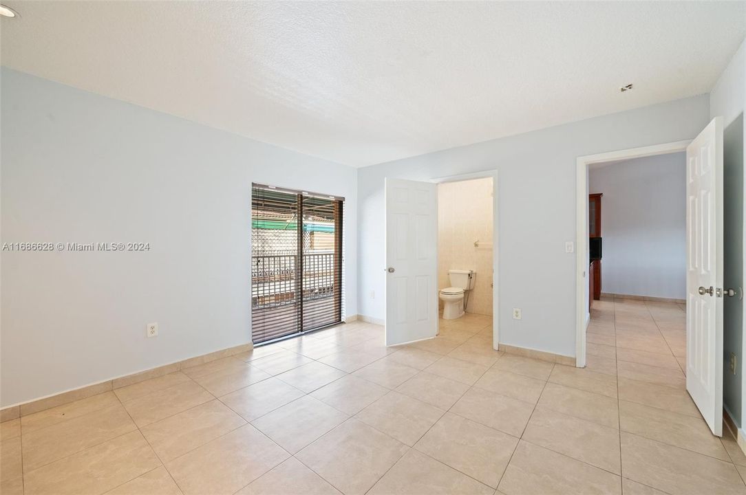 For Sale: $367,500 (2 beds, 2 baths, 1080 Square Feet)