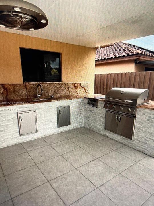 Recently Rented: $3,600 (3 beds, 2 baths, 1532 Square Feet)