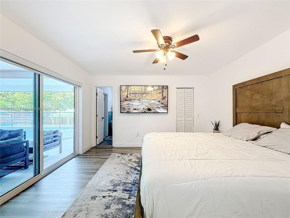 For Sale: $675,000 (4 beds, 2 baths, 1962 Square Feet)