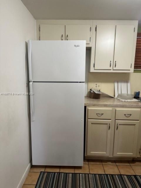 For Rent: $1,850 (1 beds, 1 baths, 710 Square Feet)