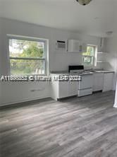 For Rent: $1,850 (1 beds, 1 baths, 1465 Square Feet)