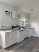 For Rent: $1,850 (1 beds, 1 baths, 1465 Square Feet)