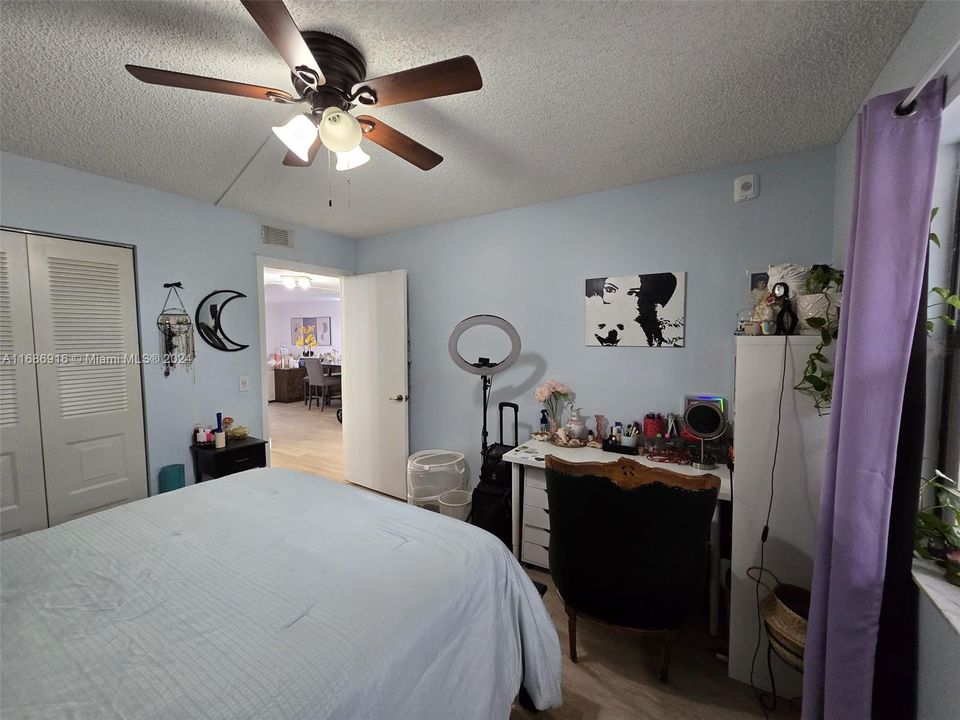 For Sale: $235,000 (2 beds, 2 baths, 1365 Square Feet)