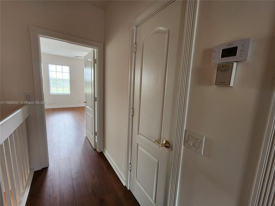 2nd flr- Hallway facing primary bedroom