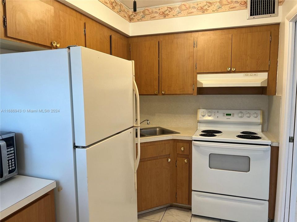 For Rent: $1,500 (1 beds, 1 baths, 544 Square Feet)