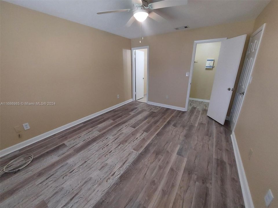 For Rent: $3,000 (3 beds, 2 baths, 1116 Square Feet)