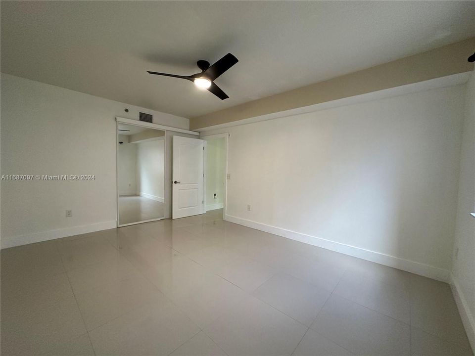 For Rent: $3,300 (3 beds, 2 baths, 1199 Square Feet)