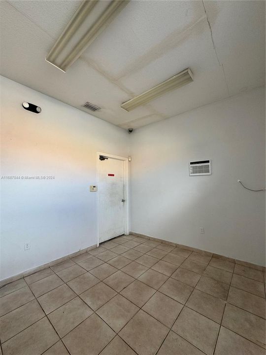 For Rent: $2,500 (0 beds, 0 baths, 0 Square Feet)