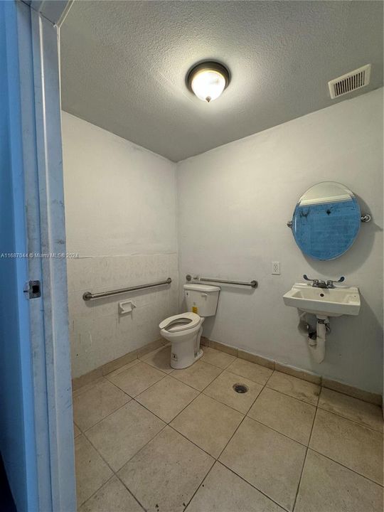 For Rent: $2,500 (0 beds, 0 baths, 0 Square Feet)