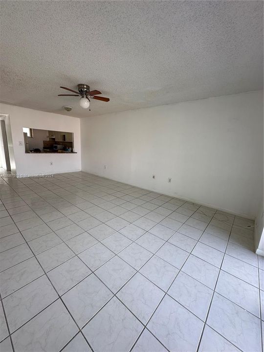 For Rent: $2,300 (2 beds, 2 baths, 840 Square Feet)