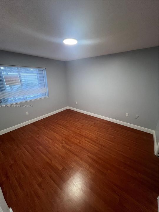 For Rent: $2,500 (2 beds, 2 baths, 800 Square Feet)